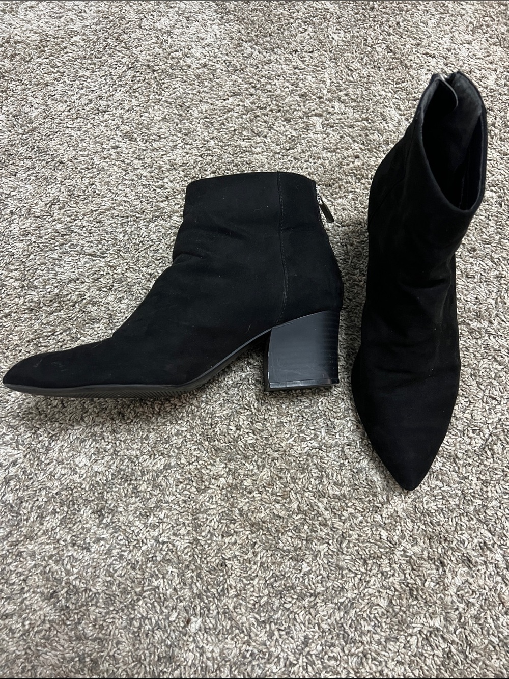 JustFab Black Pointed Toe Ankle Booties with Block Heel